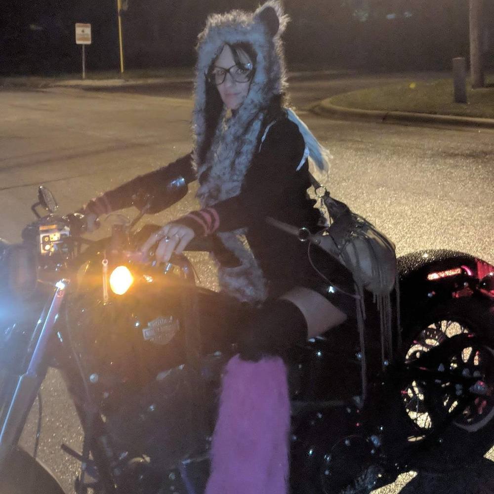 Meet your Posher, Candice